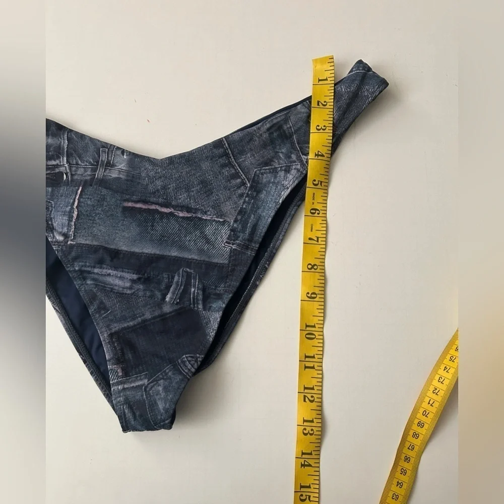 Frankies Bikinis Women’s Bikini Bottom